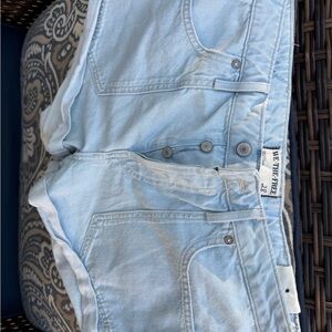 We The Free Light Blue Button-Fly Denim Shorts, Woman’s size 28. New with tags.